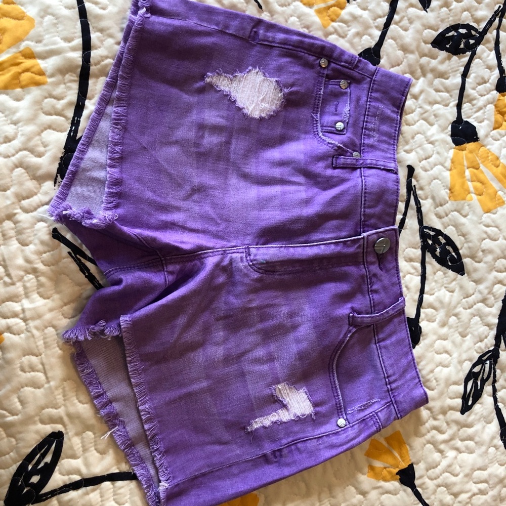Women’s purple distressed cut off shorts